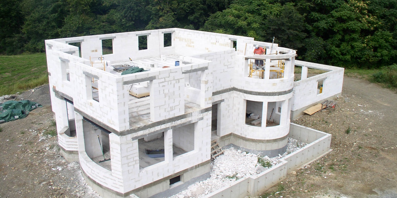 Дом из газоблоков